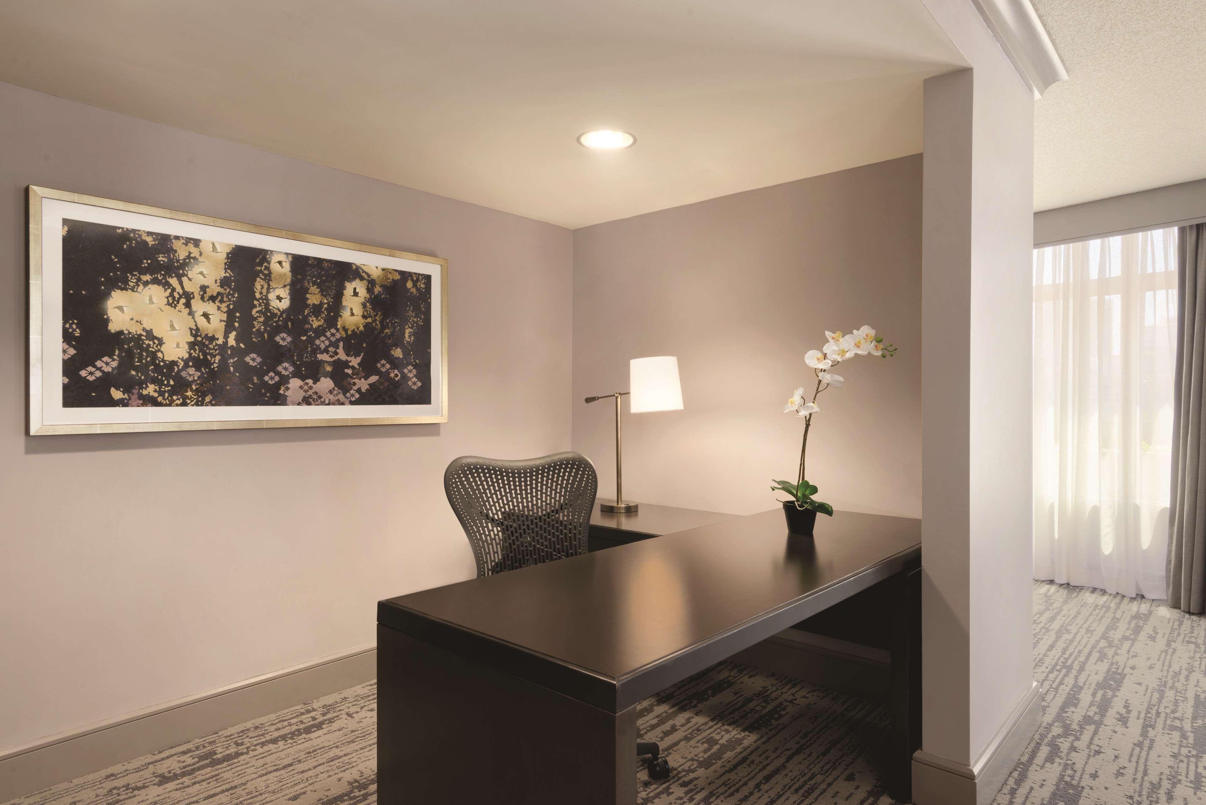 Embassy Suites By Hilton Atlanta At Centennial Olympic Park Bagian luar foto