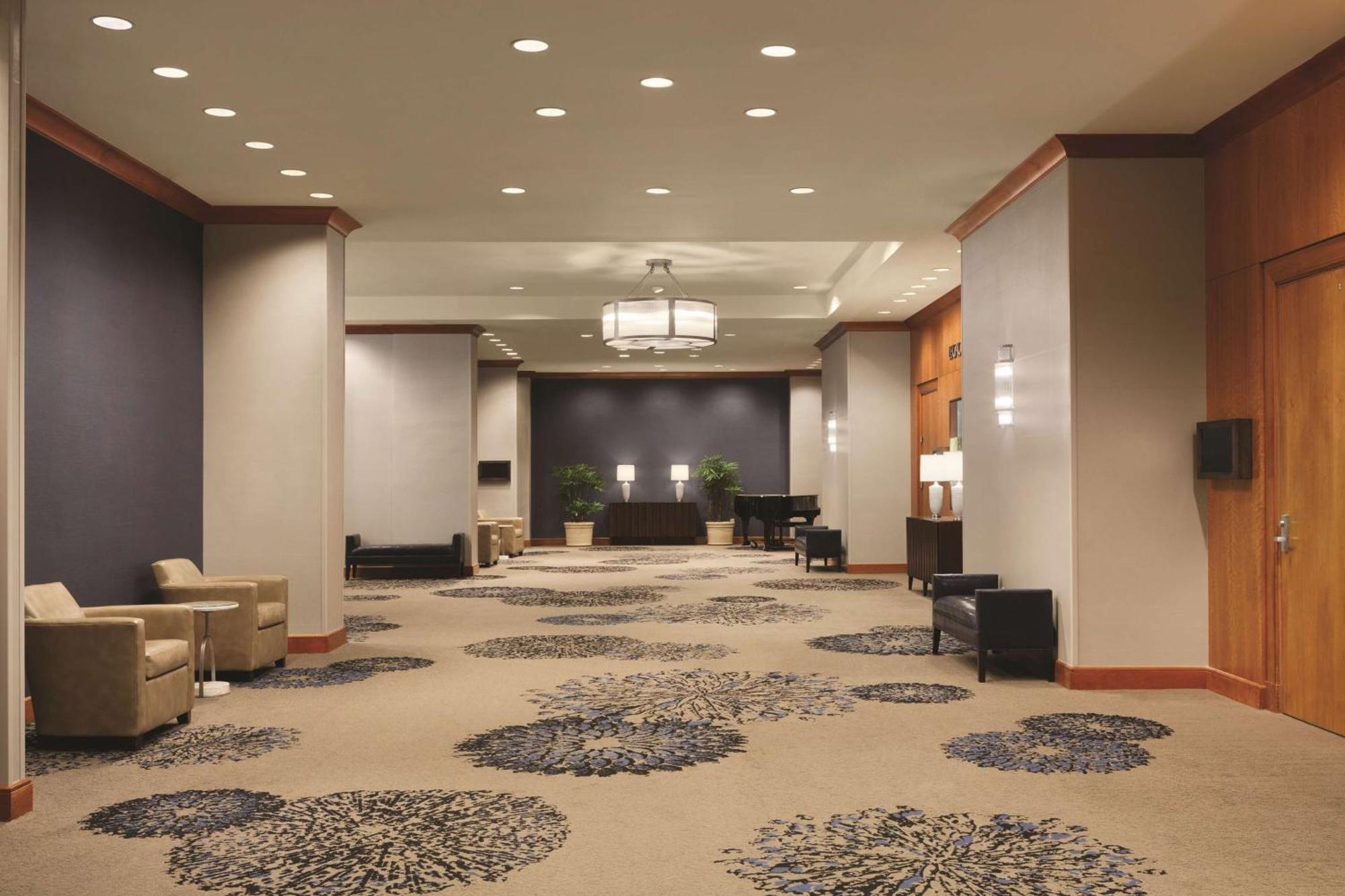 Embassy Suites By Hilton Atlanta At Centennial Olympic Park Bagian luar foto