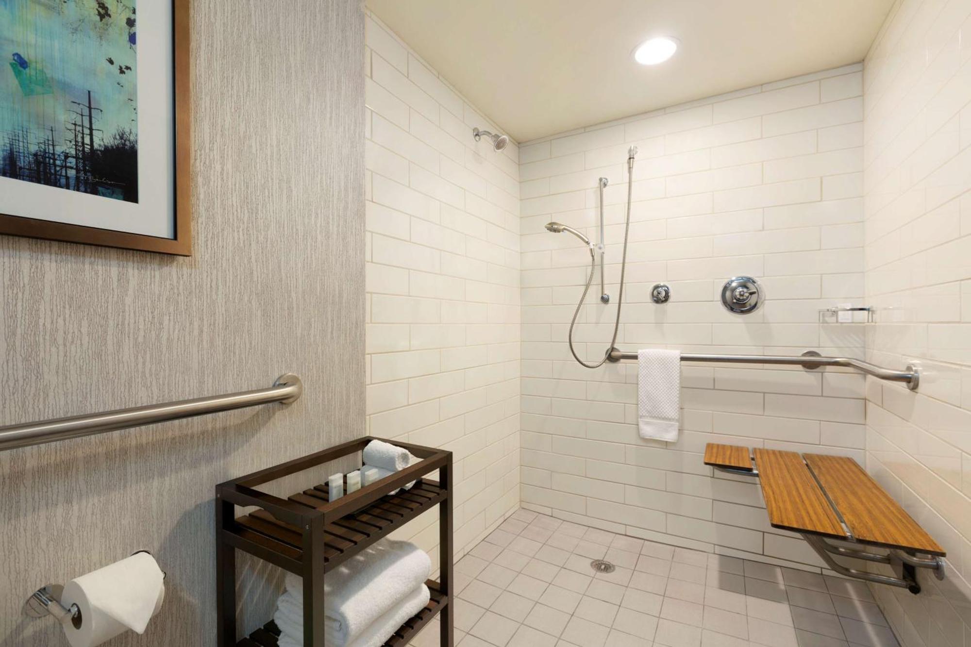Embassy Suites By Hilton Atlanta At Centennial Olympic Park Bagian luar foto