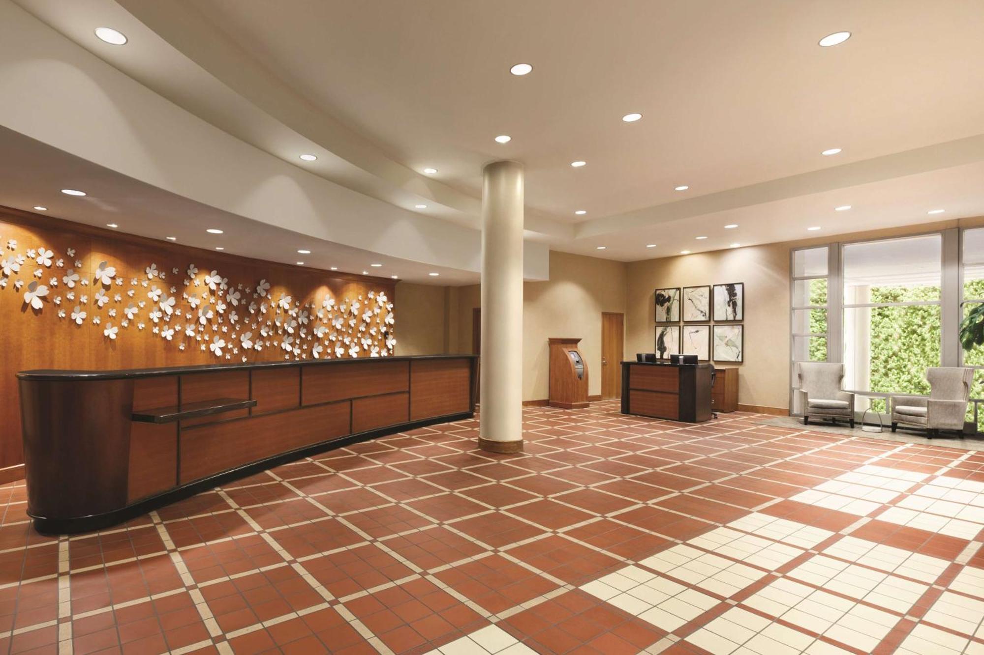 Embassy Suites By Hilton Atlanta At Centennial Olympic Park Bagian luar foto