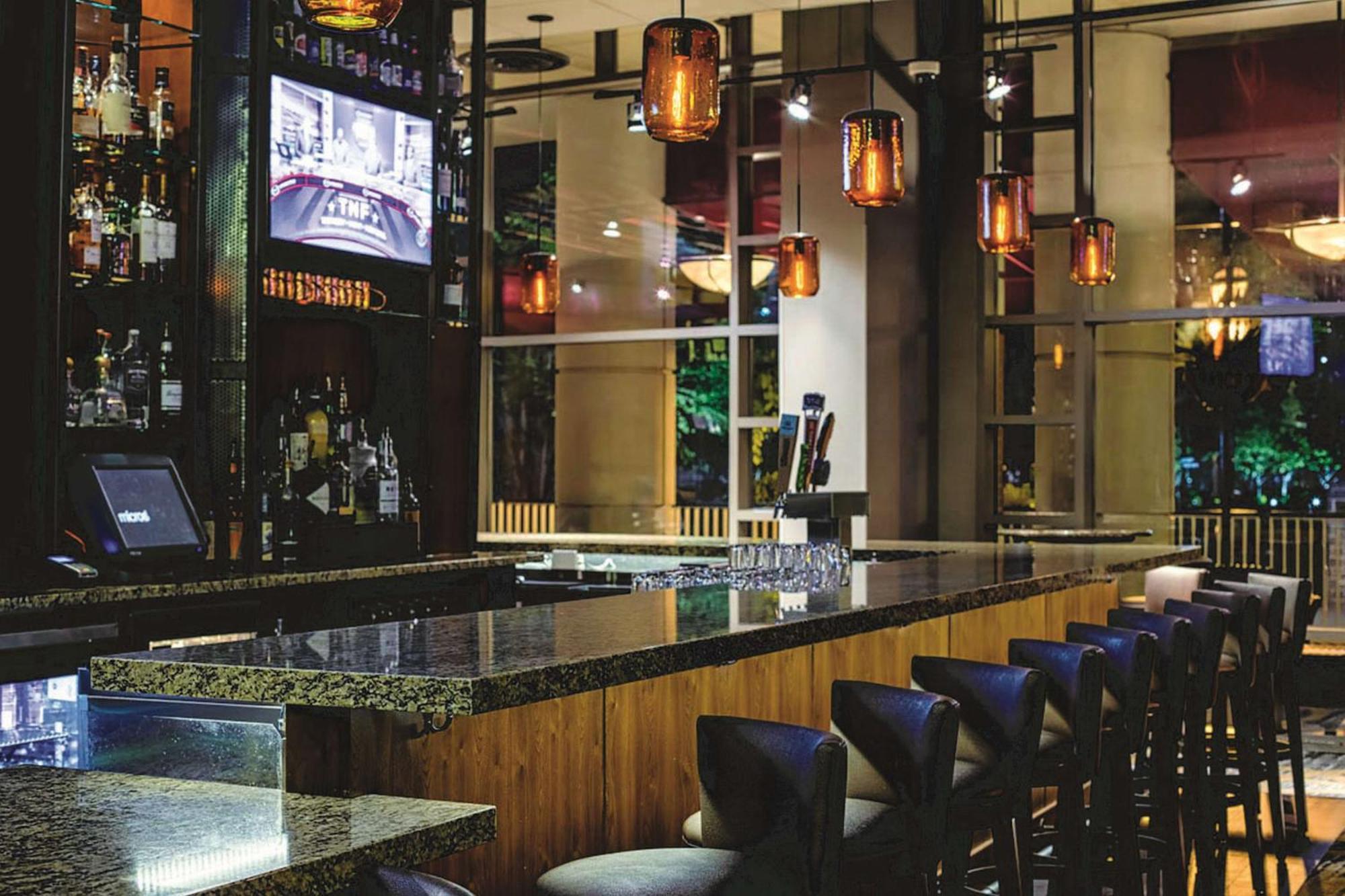 Embassy Suites By Hilton Atlanta At Centennial Olympic Park Bagian luar foto