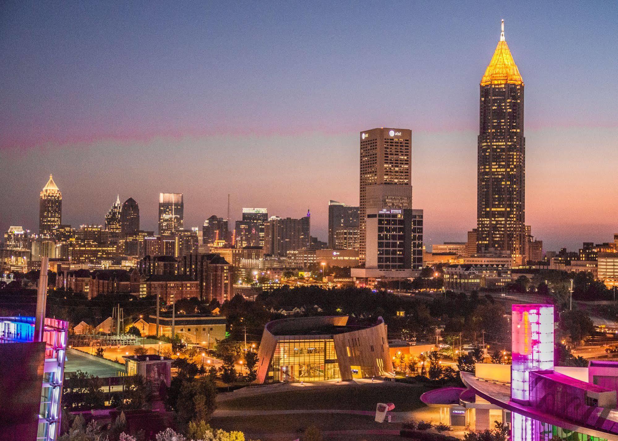 Embassy Suites By Hilton Atlanta At Centennial Olympic Park Bagian luar foto
